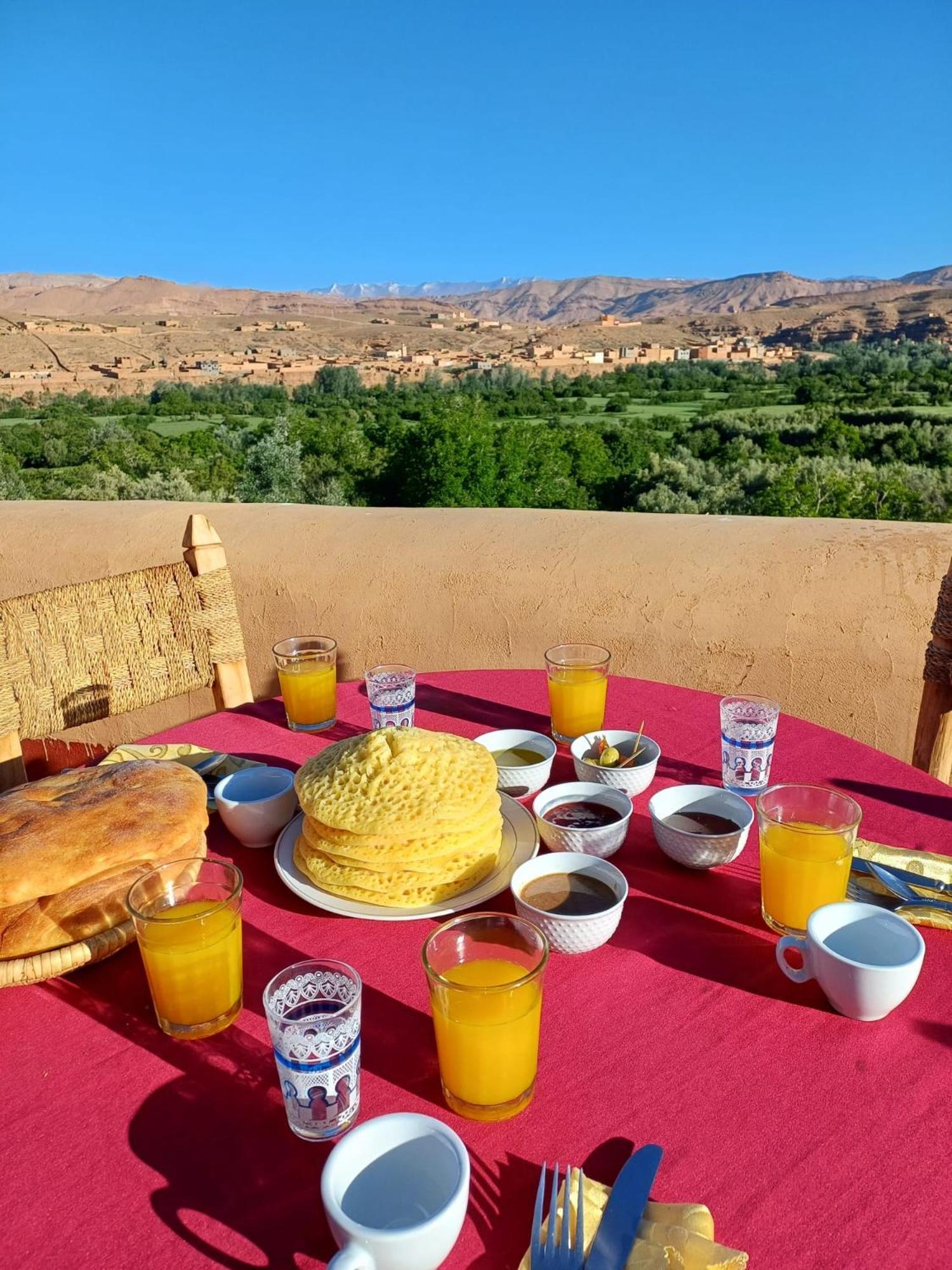 مبيت وإفطار الكيلا دي مجونة Les Jardins Du M'Goun المظهر الخارجي الصورة